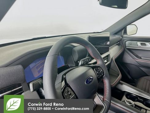 New 2026 Ford Explorer ST-Line w/ ST-Line Street Pack image 9