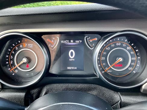 Used 2020 Jeep Gladiator Sport AWD/4WD image 26