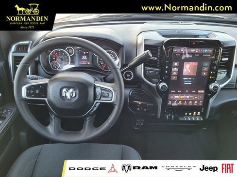 Used 2025 RAM 2500 Big Horn AWD/4WD image 7