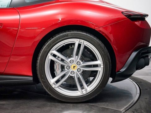 Used 2024 Ferrari Roma image 18