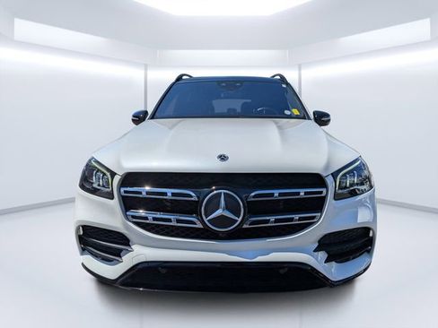 Used 2023 Mercedes-Benz GLS 450 4MATIC image 8