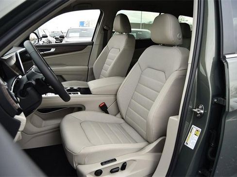 New 2026 Volkswagen Atlas SEL image 19