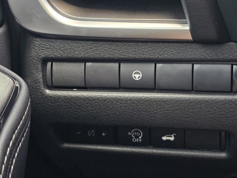 New 2026 Nissan Rogue SV FWD image 20