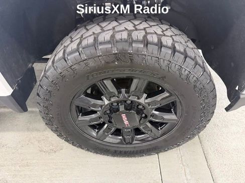 Used 2022 GMC Sierra 3500 SLE w/ SLE Convenience Package AWD/4WD image 5
