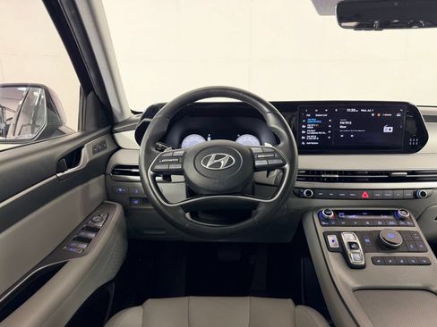 Used 2024 Hyundai Palisade SEL FWD image 14