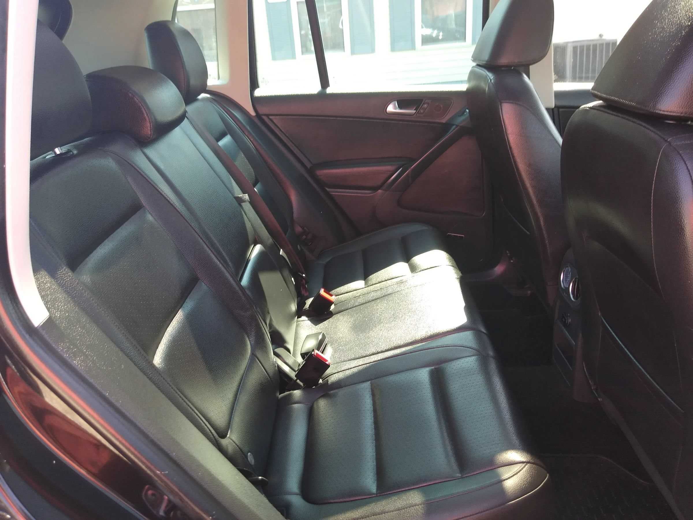 Used 2014 Volkswagen Tiguan SEL AWD/4WD image 24