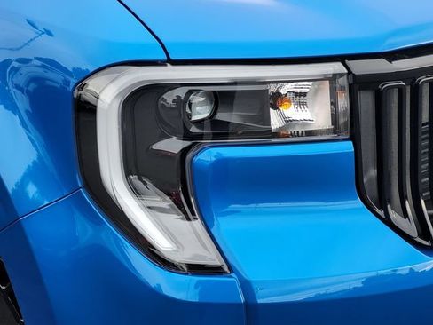 New 2026 Ford Maverick Lobo AWD/4WD image 10