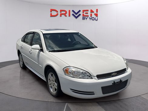 Used 2015 Chevrolet Impala LT w/ LT Sunroof Package FWD image 8