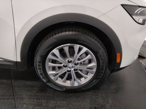 Used 2022 Buick Envision Preferred image 27