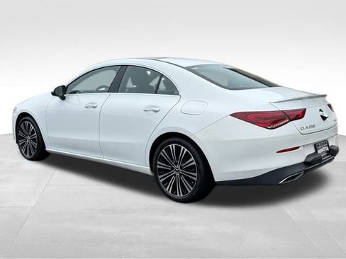 Used 2021 Mercedes-Benz CLA 250 4MATIC image 6