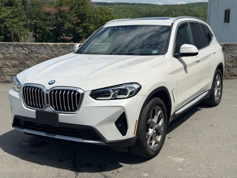 Used 2022 BMW X3 xDrive30i w/ Premium Package 2 AWD/4WD image 1