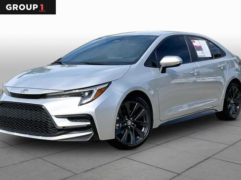 Used 2024 Toyota Corolla SE FWD image 1