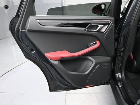 New 2026 Porsche Macan S AWD/4WD image 23