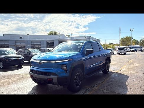 New 2026 Chevrolet Silverado EV Trail Boss w/ Plus Package image 2