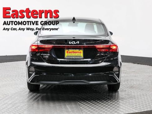 Used 2023 Kia Forte LXS image 6