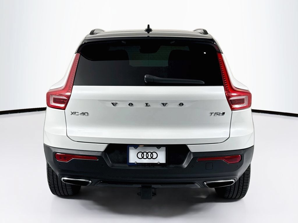 Used 2019 Volvo XC40 T5 R-Design AWD/4WD image 6