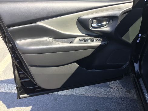 Used 2015 Nissan Murano S AWD/4WD image 9