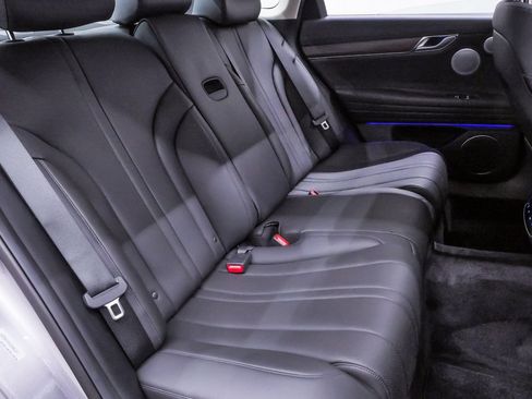 Certified 2025 Genesis G80 2.5T Advanced image 12