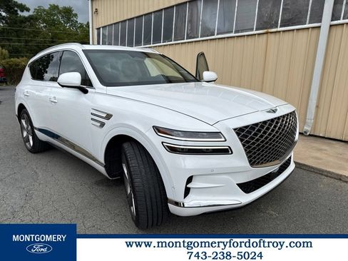 Used 2021 Genesis GV80 2.5T w/ Prestige Package 04 AWD/4WD image 1