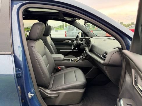 Certified 2024 Chevrolet Traverse LT w/ Enhanced Driving Package AWD/4WD image 10