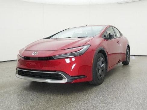 New 2026 Toyota Prius Plug-In Hybrid FWD image 32