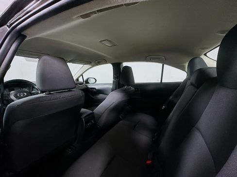 Used 2025 Toyota Corolla LE image 13