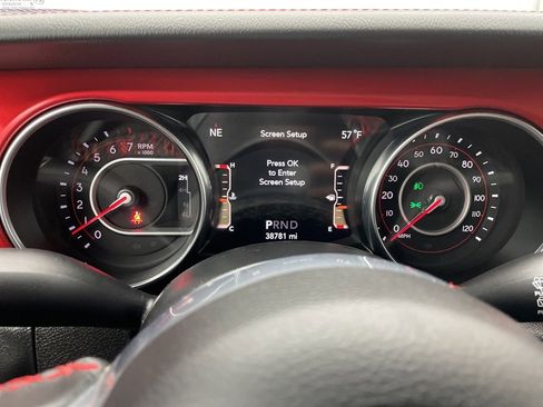 Used 2022 Jeep Wrangler Rubicon w/ Cold Weather Group image 28