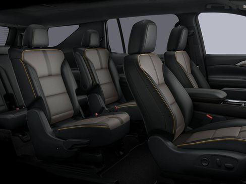 New 2026 Chevrolet Traverse High Country FWD image 41