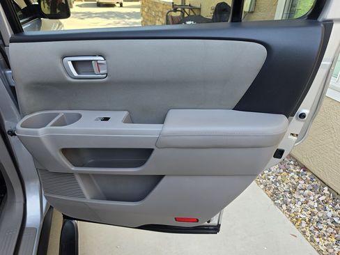 Used 2014 Honda Pilot EX image 33
