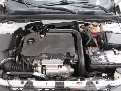 Used 2019 Chevrolet Malibu LS image 27