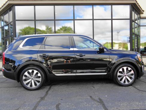 Used 2022 Kia Telluride SX image 3