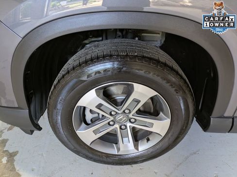 Used 2025 Honda Pilot EX-L image 7