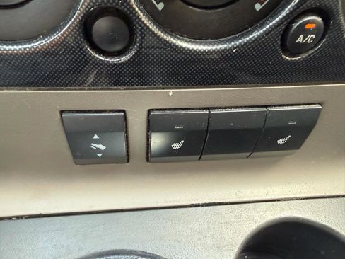 Used 2007 Ford Explorer Sport Trac XLT AWD/4WD image 29