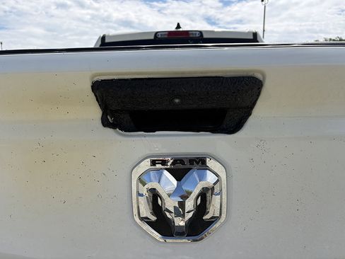 Used 2024 RAM 1500 Big Horn AWD/4WD image 3