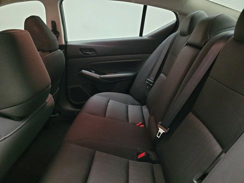 Used 2023 Nissan Altima 2.5 SV image 18