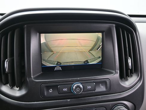 Used 2022 Chevrolet Colorado W/T image 18