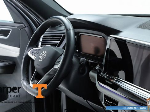 Used 2025 Volkswagen Atlas Cross Sport SEL Premium R-Line image 74