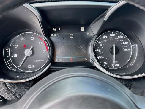 Used 2022 Alfa Romeo Giulia Ti w/ Active Assist Plus Package RWD image 12