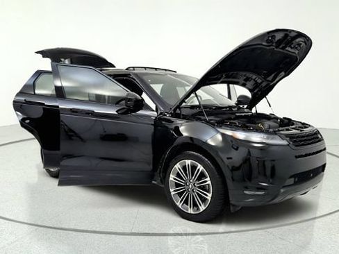 Used 2025 Land Rover Range Rover Evoque S AWD/4WD image 11
