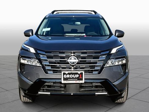 New 2026 Nissan Rogue Platinum image 3