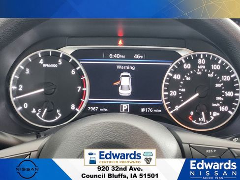 Used 2025 Nissan Sentra SV FWD image 21