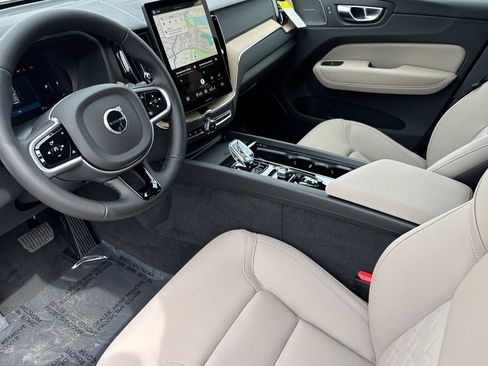 New 2026 Volvo XC60 B5 Plus w/ Climate Package AWD/4WD image 13