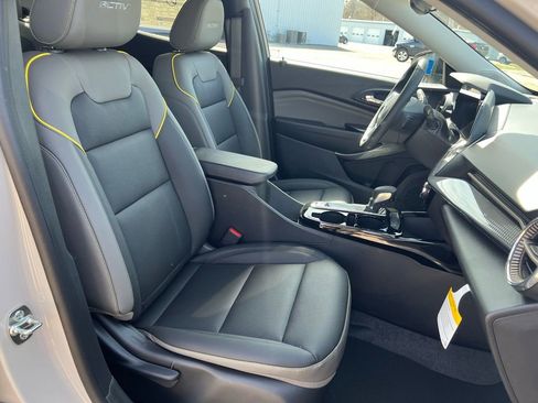 New 2026 Chevrolet Trax ACTIV FWD image 9