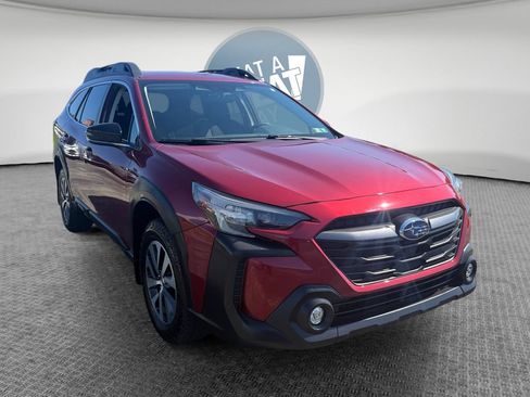 Used 2023 Subaru Outback Premium AWD/4WD image 1