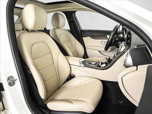 Certified 2021 Mercedes-Benz C 300 4MATIC Sedan image 23