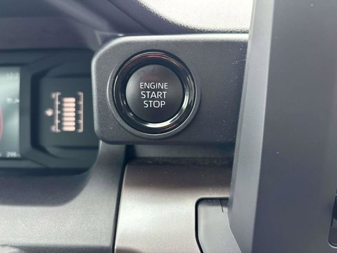 Used 2024 Toyota Tacoma SR5 image 33