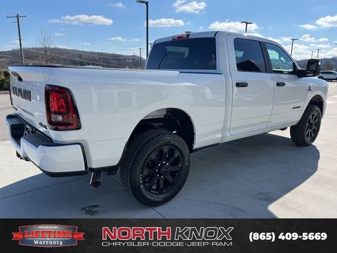 New 2026 RAM 2500 Big Horn AWD/4WD image 20