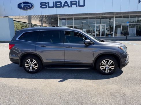 Used 2018 Honda Pilot EX image 2