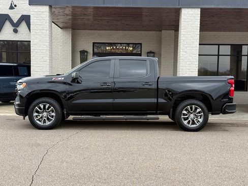 Used 2024 Chevrolet Silverado 1500 RST w/ Z71 Off-Road Package AWD/4WD image 12
