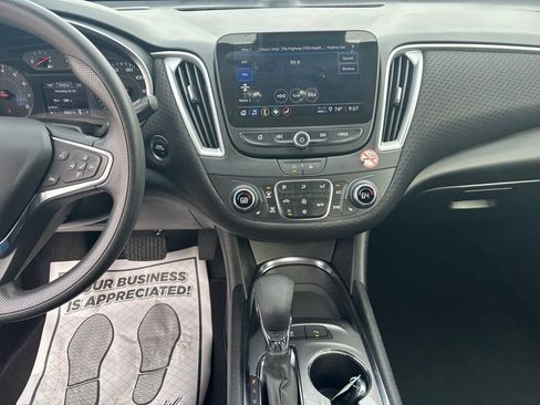 Used 2024 Chevrolet Malibu LT image 18